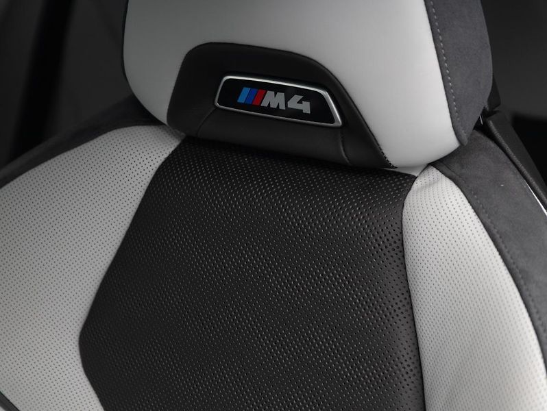 BMW M4 - fotka 20 z 22