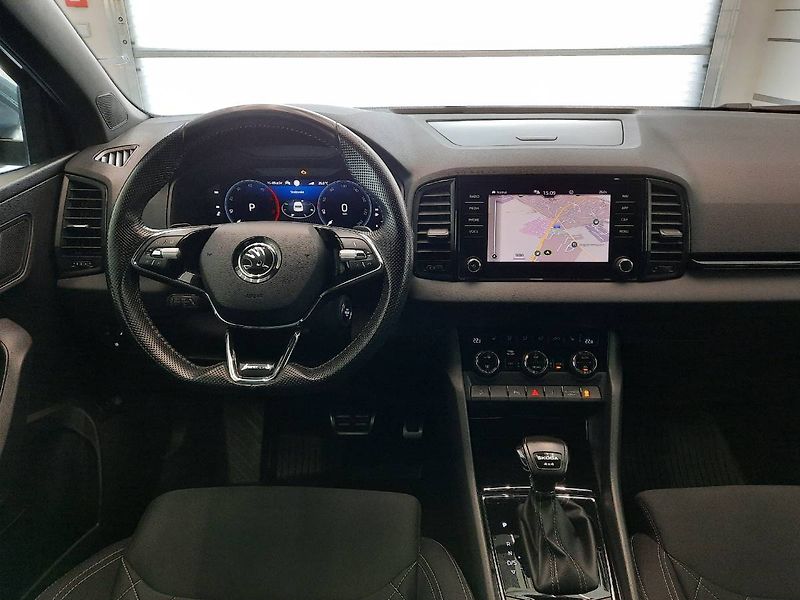 Škoda Karoq (2023) Sportline 2.0 TDI 4x4 (110kW/1 - fotka 11 z 30