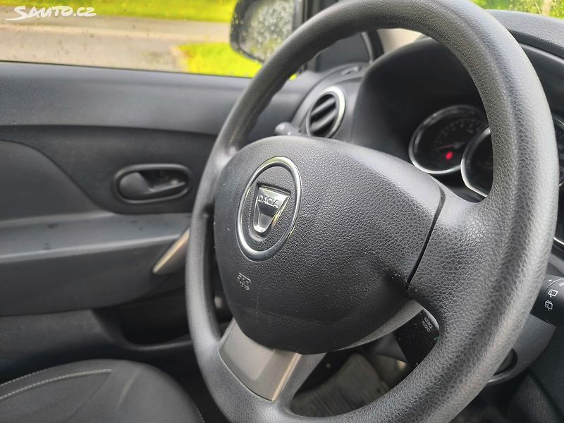 Dacia Sandero 1,2,KRÁSNÉ,120KM,1MAJ74L,KLIMA - fotka 10 z 20