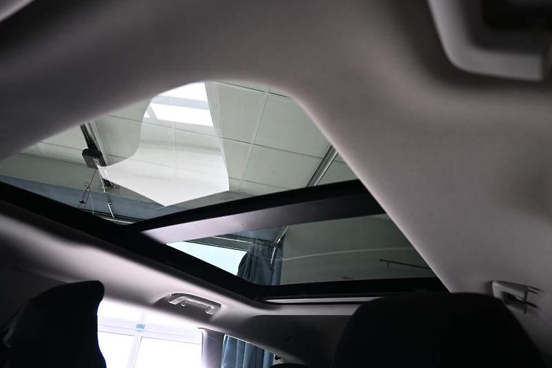 Ford Mondeo (2020) 2.0 140 KW LED ACC SONY Tažné - fotka 35 z 41