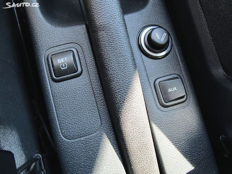 Škoda Roomster 1,2TSI-63KW-NOVÁ STK+ROZVODY - fotka 35 z 40