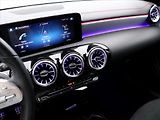 Mercedes-Benz CLA 2,0 CDI AMG CZ DPH Navi - náhled 24