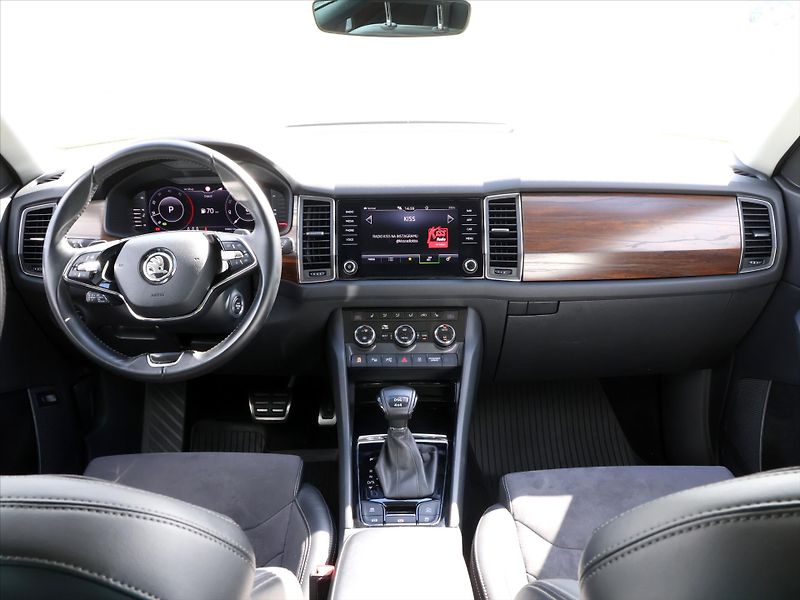 Škoda Kodiaq 2,0 TDI 147kW DSG Scout 4x4 CZ - fotka 27 z 35
