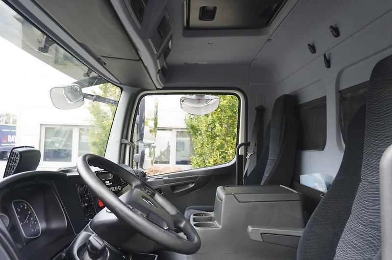 Mercedes-Benz (2018) Atego 1530 E6 Lamberet refrige - fotka 12 z 30