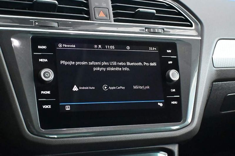 Volkswagen Tiguan (2023) 2.0 Matrix LED Tažné Kamera AC - fotka 18 z 38