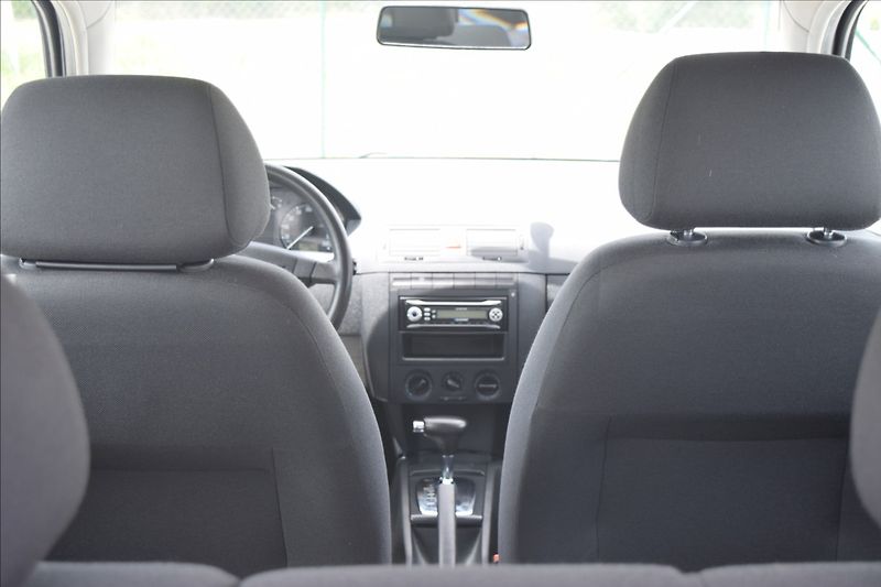 Škoda Fabia 1,4 i 55KW NOVÁ STK AUTOMAT - fotka 26 z 44