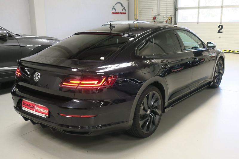 Volkswagen Arteon (2020) 2.0 TDI BMT 140kW DSG Elegance - fotka 4 z 50