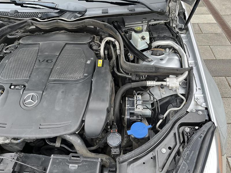 Mercedes-Benz Třídy E (2013) 350 i V6 AMG Styl paket (950) - fotka 26 z 39