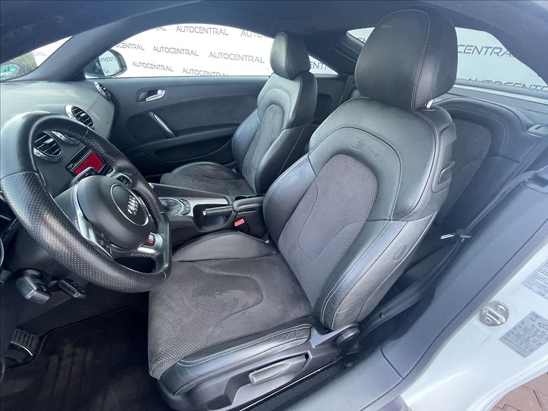 Audi TT 2,0 TFSi.S-line.155kw.ABT.serv - fotka 11 z 22