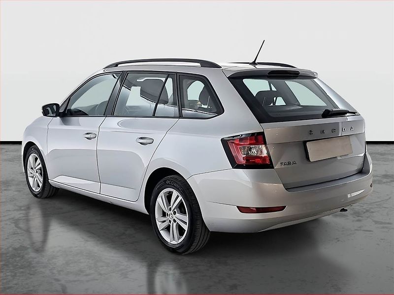 Škoda Fabia (2022) Ambition 1.0 TSI, ČR,1.maj - fotka 4 z 17