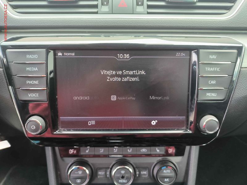Škoda Superb (2016) 1.6 TDi, Style, DSG, bixen - fotka 15 z 23