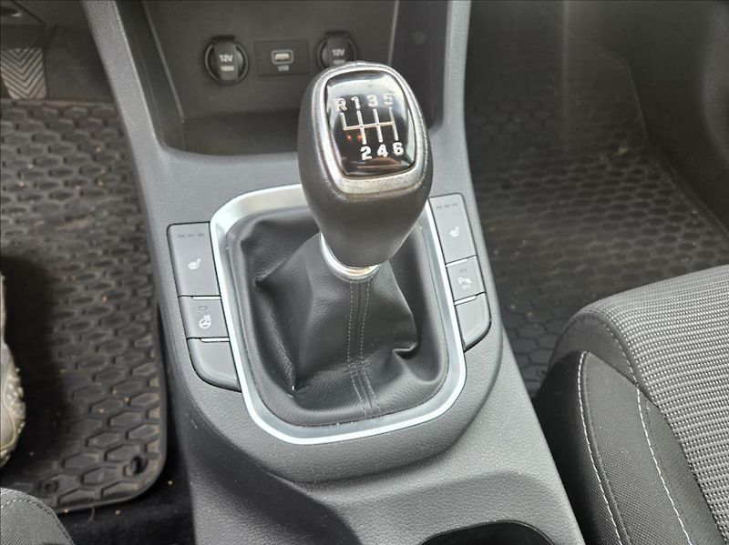 Hyundai i30 1,0 T-GDI  SMART - fotka 18 z 30