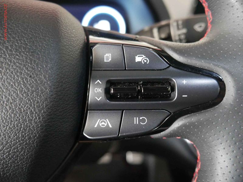 Hyundai i30 (2025) 1.5 T- GDI, 2.maj,ČR, LED - fotka 13 z 21