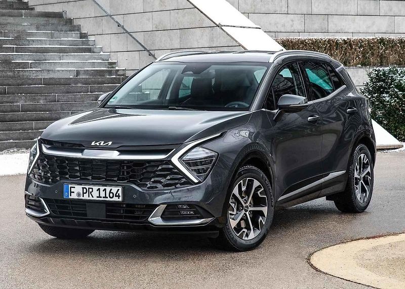 Velká část SUV jsou spíše stylová rodinná auta, než vozy do terénu