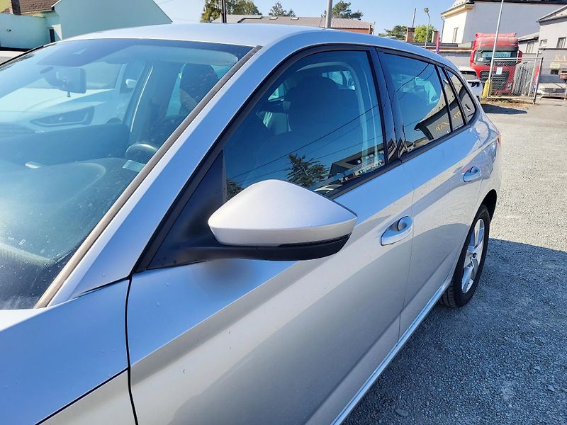 Škoda Scala 1.0 TSI 70kW AMBITION *ČR - fotka 31 z 42