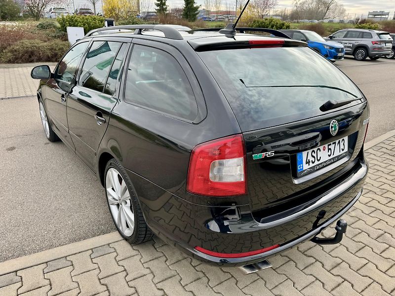 Škoda Octavia (2011) RS 2.0 TDI 125 kW - fotka 8 z 18