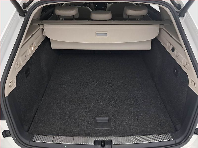 Škoda Superb (2016) Laurin&Klement 2.0 TDI - fotka 14 z 26