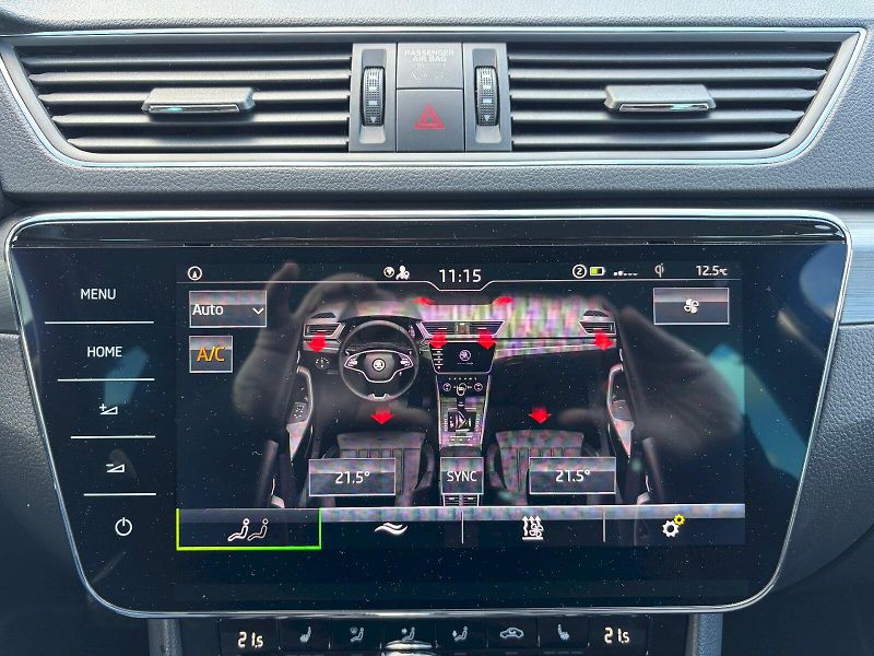 Škoda Superb (2023) 2.0 TDI 110kW DSG Style Extra, - fotka 19 z 35