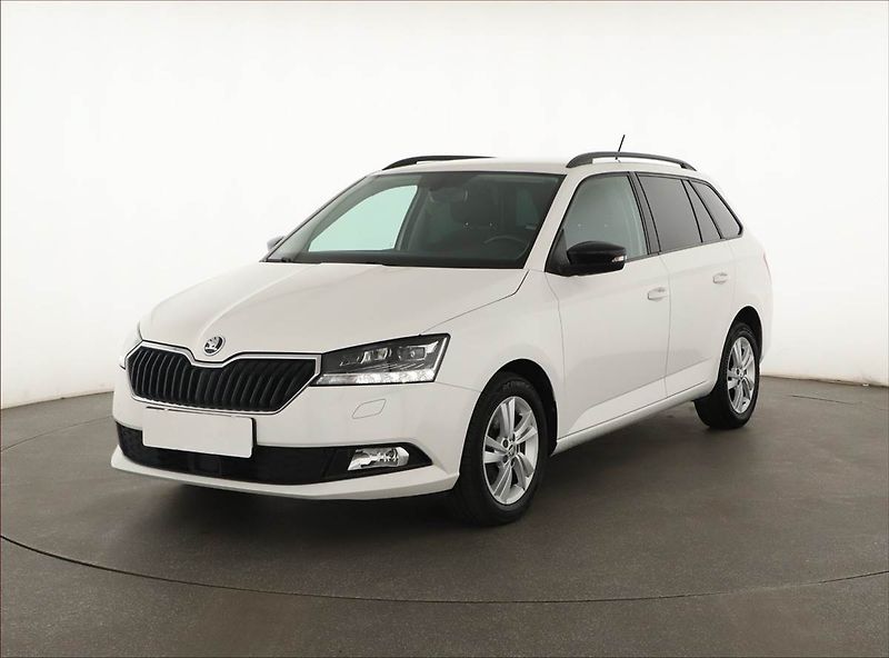 Škoda Fabia (2020) Style 1.0 TSI, ČR,1.maj - fotka 2 z 15