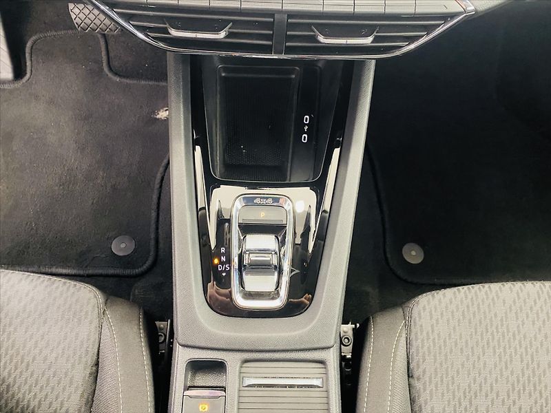 Škoda Octavia 2,0 TSI 140kW DSG 4x4 Style Pl - fotka 17 z 29