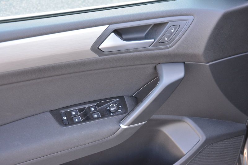 Volkswagen Touran (2018) 1.4 TSI 110 kW Comfortline - fotka 7 z 28