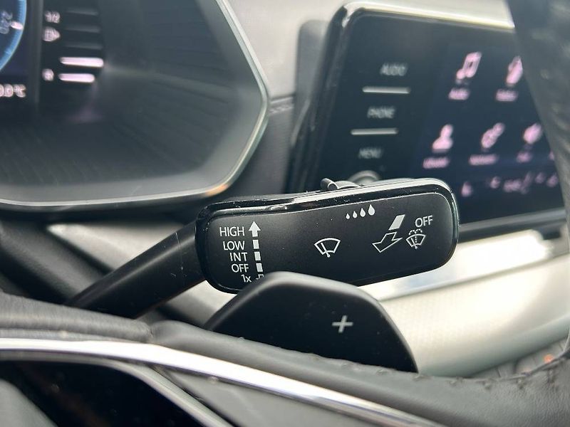 Škoda Octavia Ambition 7DSG 2,0TDI - fotka 14 z 23