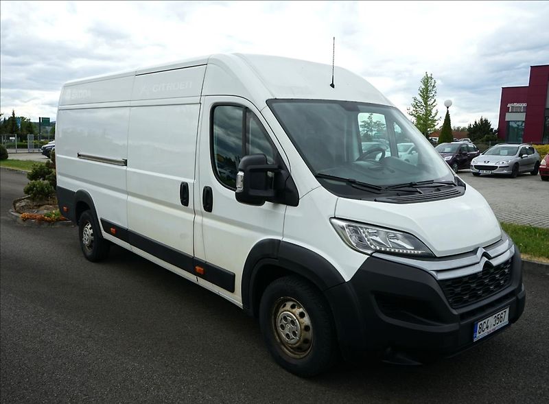 Citroën Jumper 2,0 BlueHDI 160  Furgon L4H2 - fotka 7 z 17