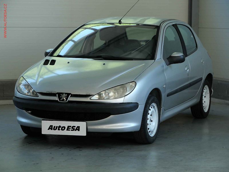 Peugeot 206 (2003) 1.2i, AC, STK4/28 - fotka 3 z 17