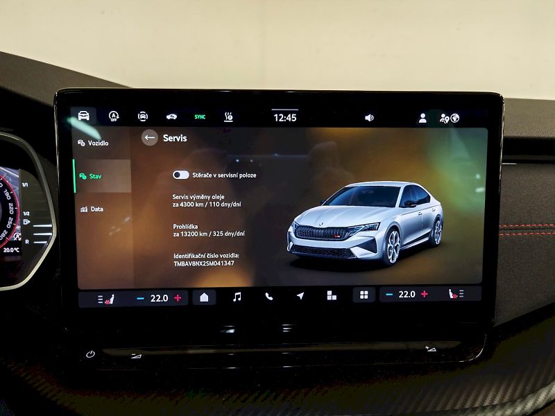 Škoda Octavia (2025) 2.0 TSI 195 kW DSG RS - fotka 18 z 33