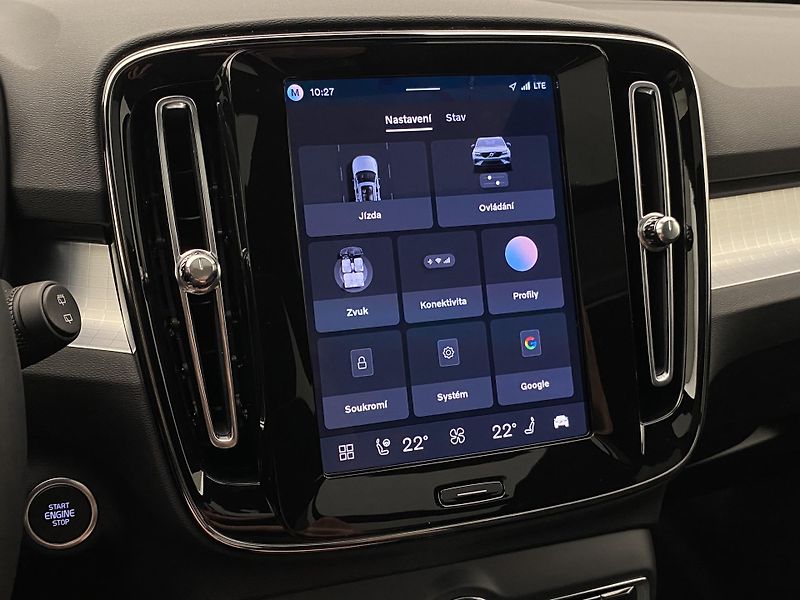 Volvo XC40 (2026) B3 AUT DARK ULTRA  - fotka 44 z 64