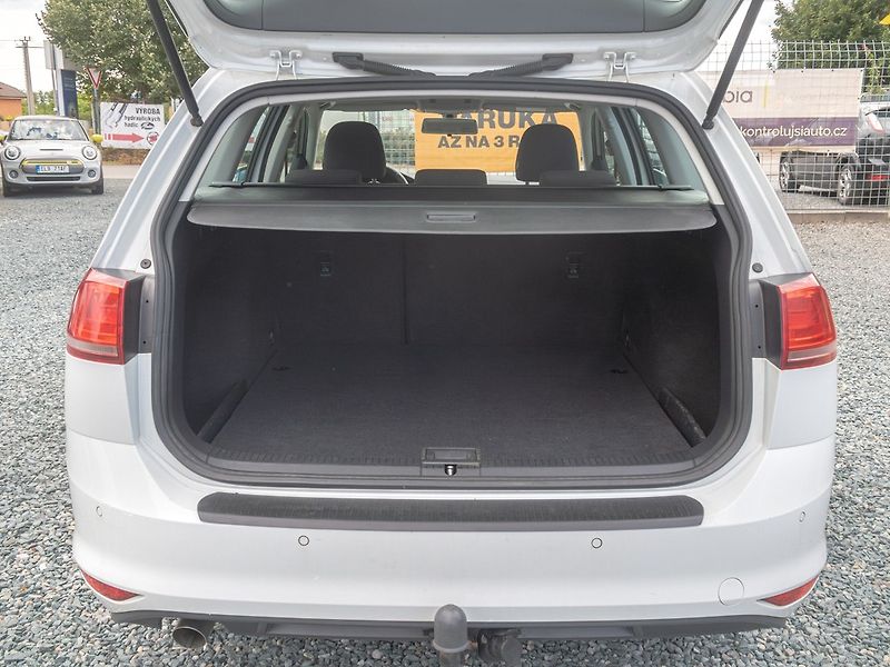 Volkswagen Golf (2014) 1.6TDI 77KW – 2x KOLA - fotka 31 z 40