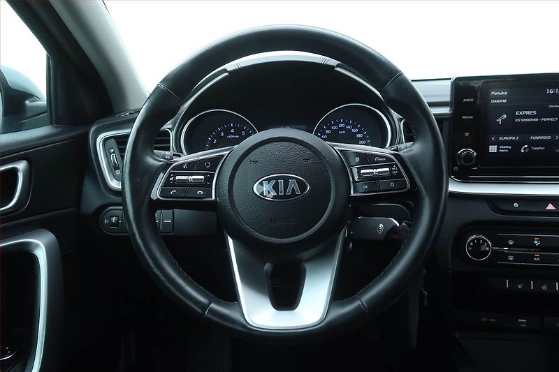Kia Ceed (2021) Silver 1.0 T-GDI, Serv.kniha - fotka 16 z 20