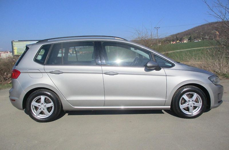 Volkswagen Golf Sportsvan 1.2TSi 81kW 95TKM 6st.MAN.P - fotka 6 z 45