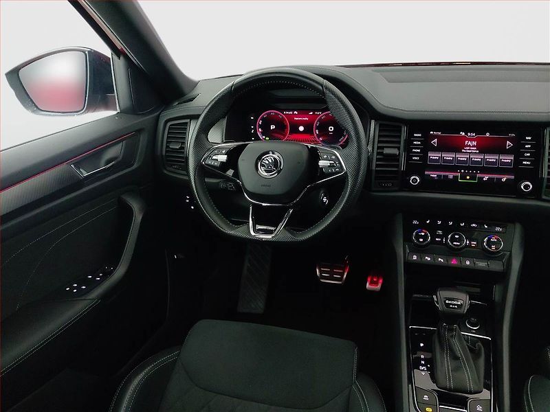 Škoda Kodiaq (2023) 2.0 TDI - fotka 7 z 24
