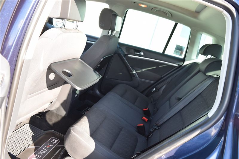 Volkswagen Tiguan 2,0 TDI 103KW NAVI TAŽNÉ ALU - fotka 17 z 47