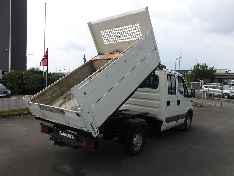 Iveco Daily 2,3 JTD SKLÁPĚČ 7 MÍST !!! - fotka 11 z 24