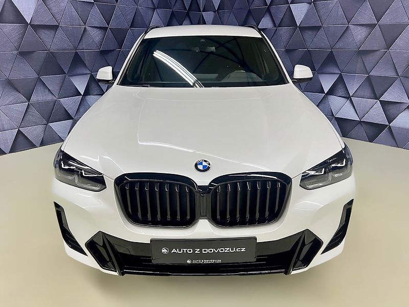 BMW X3 2.0d xDrive M-PAKET, HARMAN - fotka 3 z 31