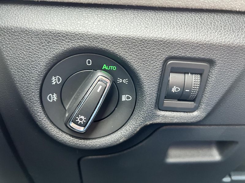 Škoda Kamiq Top Selection 1.5TSi 110kw ČR - fotka 12 z 45