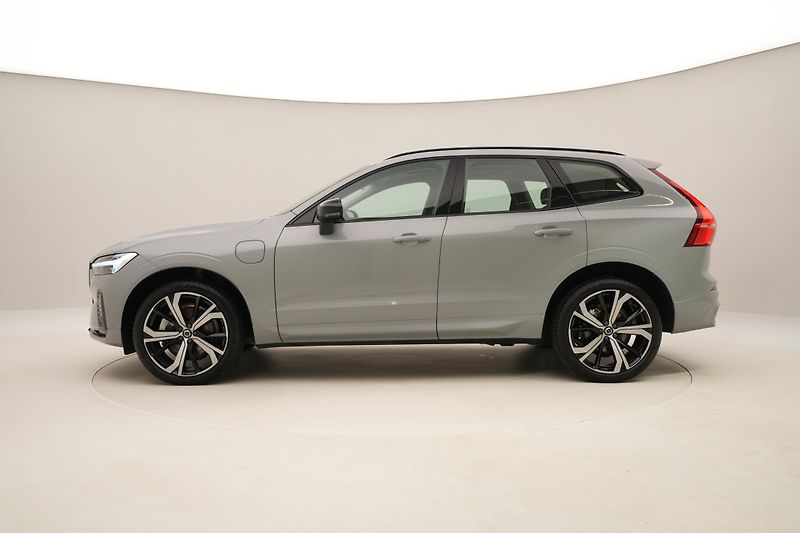 Volvo XC60 T8 AWD RECHARGE DARK ULTRA CZ - fotka 10 z 63
