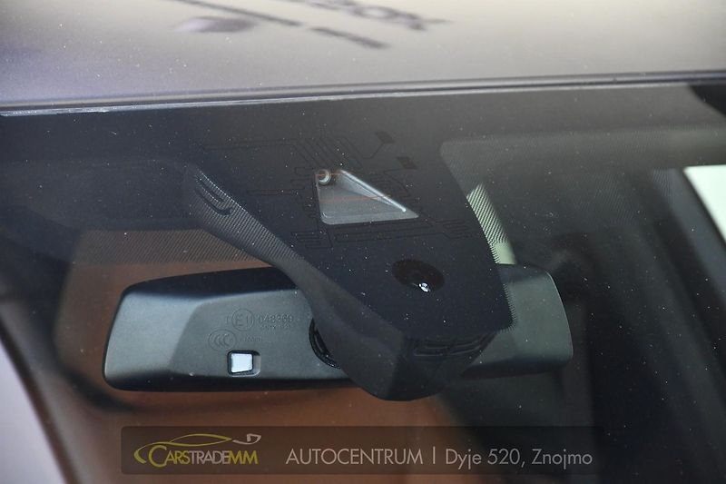 BMW Řada 3 320d LED AT KESSY ACC - fotka 50 z 54