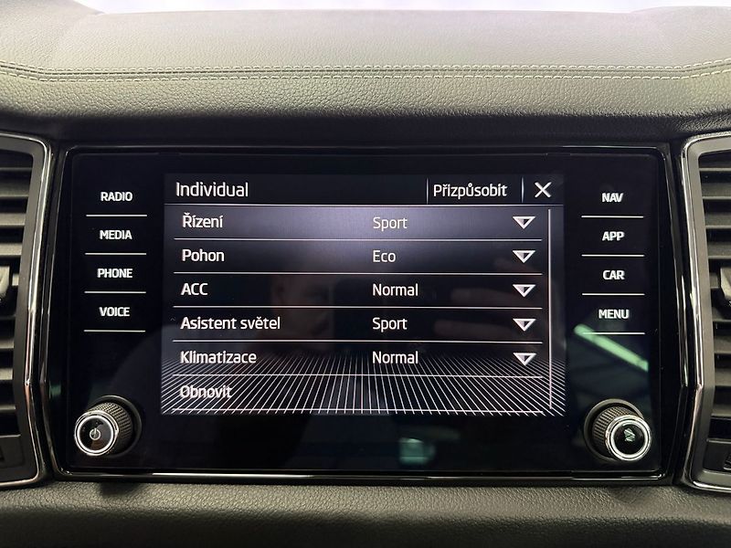 Škoda Kodiaq 2.0 TDI DSG 4X4 STYLE PLUS, AL - fotka 20 z 29