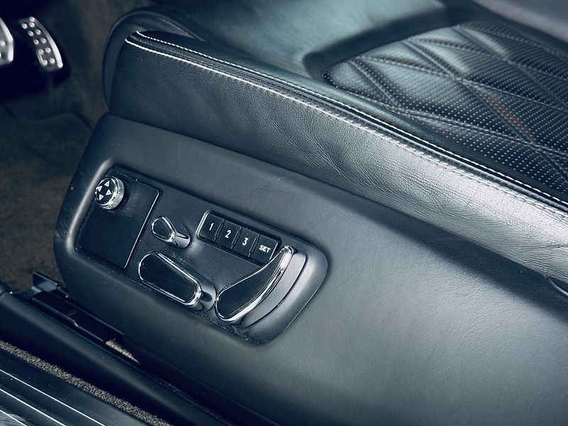 Bentley Continental GT (2012) 6.0 W12 MAX Výbava  - fotka 18 z 48