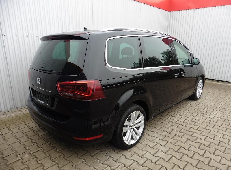 Seat Alhambra 2.0 TDi Xcellence Navi 7.mist. - fotka 6 z 19