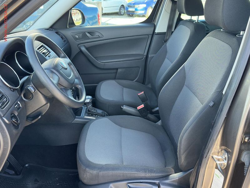 Škoda Yeti (2012) 1.2 TSi, DSG - fotka 9 z 16