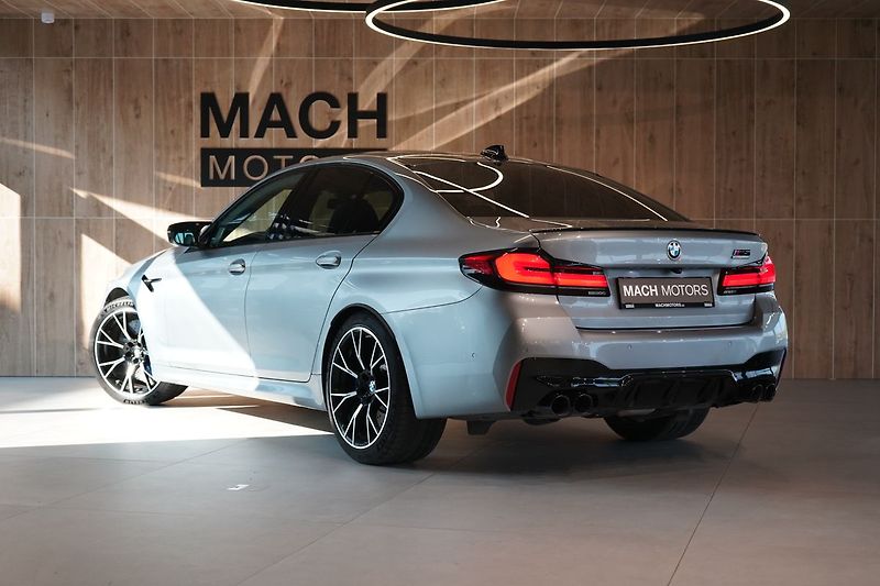 BMW M5 Competition xDrive, B&W, HUD - fotka 11 z 47