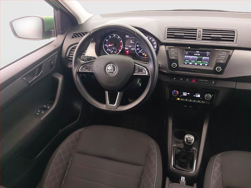 Škoda Fabia (2017) Style 1.2 TSI, Xenony - fotka 7 z 17