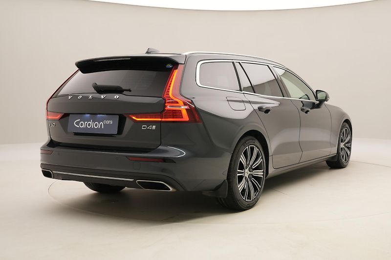 Volvo V60 D4 INSCRIPTION AUT REZERVACE - fotka 12 z 47