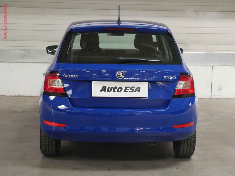 Škoda Fabia (2019) 1.0 TSi, ČR, Active - fotka 5 z 15