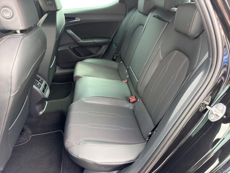 Cupra Leon 1.5 eTSI 110kW DSG 1.Maj DPH - fotka 9 z 10