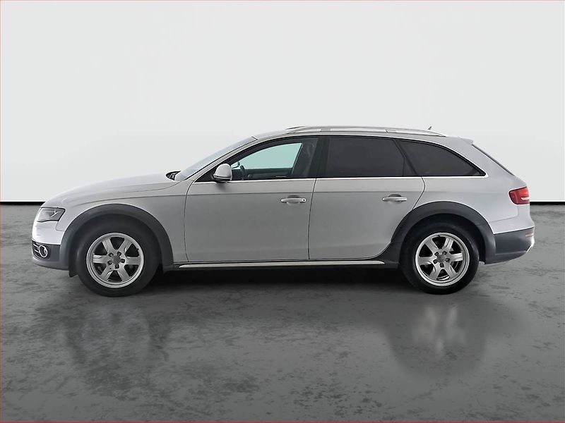 Audi A4 Allroad (2009) 2.0 TDI, 4X4, Xenony - fotka 3 z 19